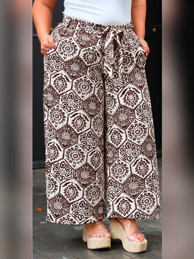 Pantalón palazzo estampado en tallas plus, pantalones y shorts en El Baúl de la Moda, Jamundí
