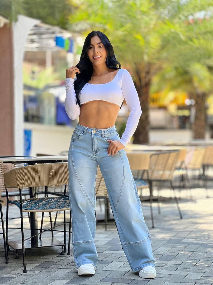 Jean palazzo azul claro con paneles, jeans en El Baúl de la Moda, Jamundí