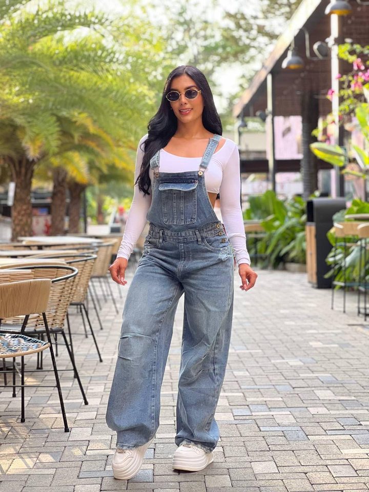 Peto de jean baggy desgastado, petos de jean en El Baúl de la Moda, Jamundí
